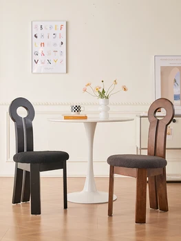 Põhjamaade disainerid, laud backrests, toolid ja traditsioonilises Hiina stiilis söögituba lauad ja toolid