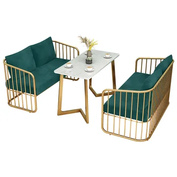 Kaubandus hulgi odavaid kaasaegne mööbel kuld värvitud metallist topelt iste diivan ja marmor tabel restoran, kohvik tabel&tool set